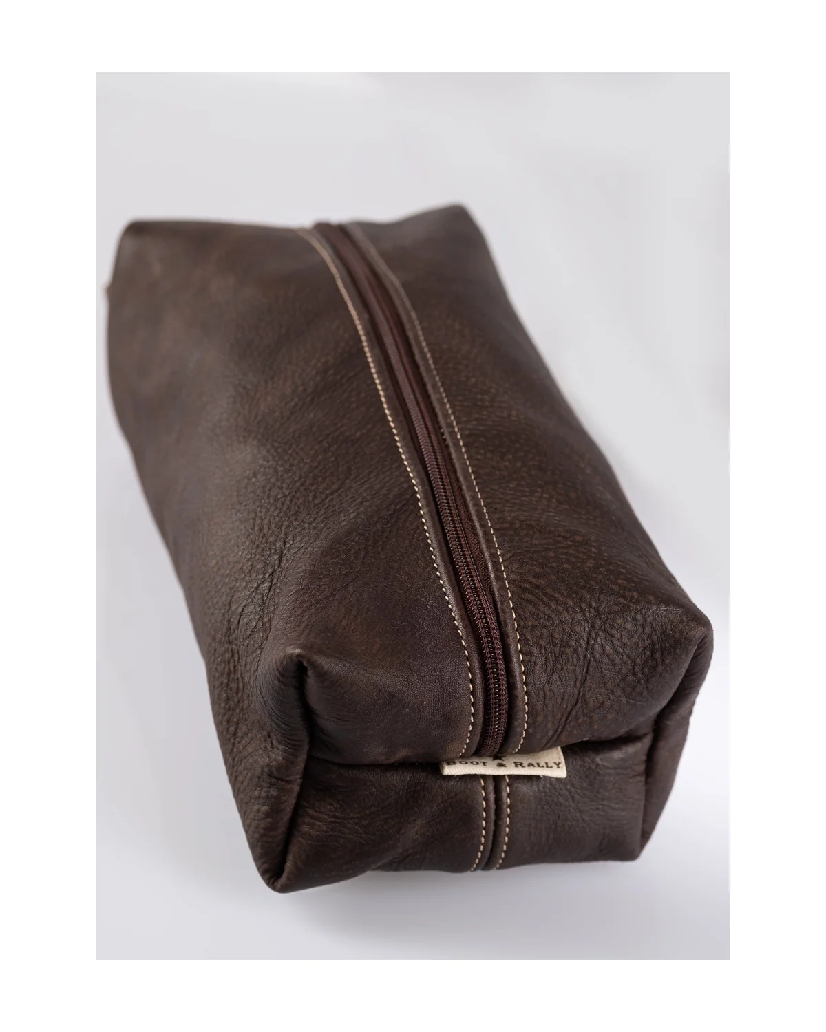 Toiletry bag- Full leather (Buffed Brown) - View 1